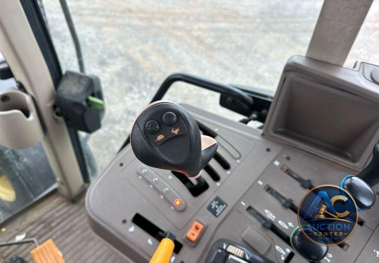 2010 John Deere 7330 MFWD tractor