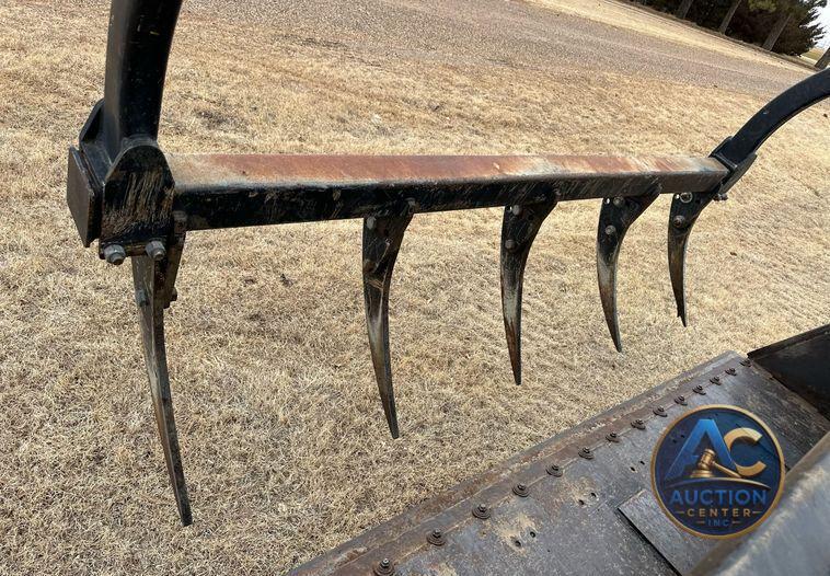 2012 New Holland TV6070 bi-directional tractor