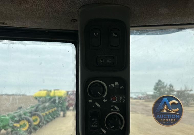 2012 New Holland TV6070 bi-directional tractor