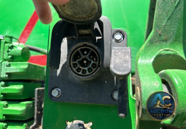 2017 John Deere 8295R MFWD tractor