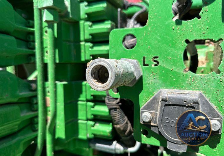 2017 John Deere 8295R MFWD tractor