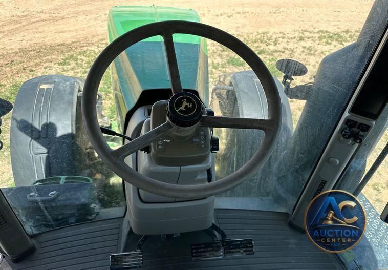 2017 John Deere 8295R MFWD tractor