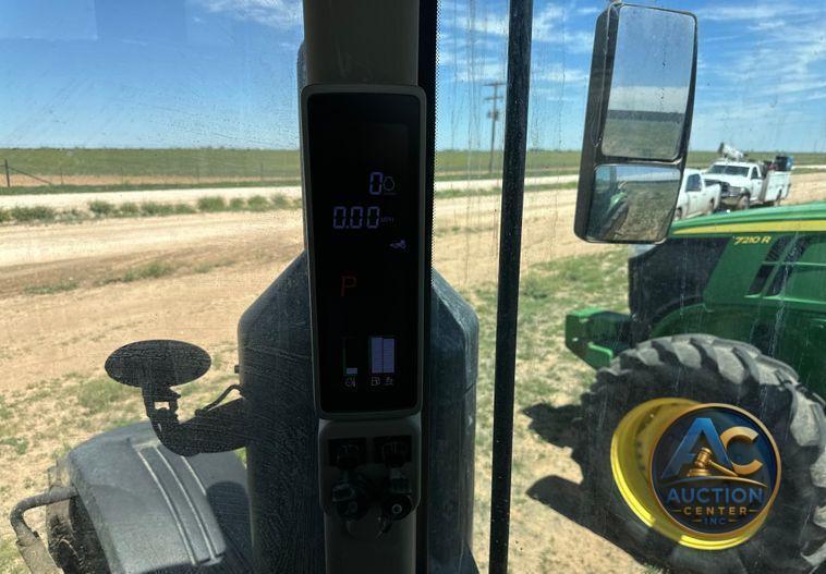2017 John Deere 8295R MFWD tractor