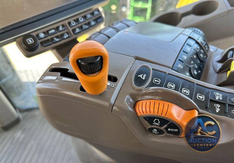 2017 John Deere 8295R MFWD tractor