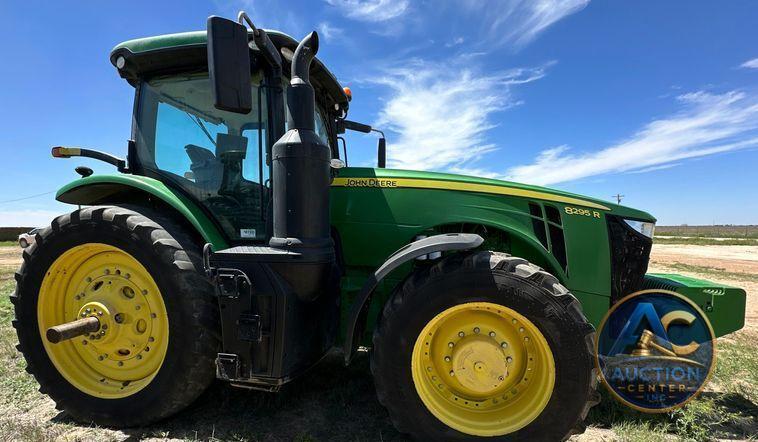 2017 John Deere 8295R MFWD tractor
