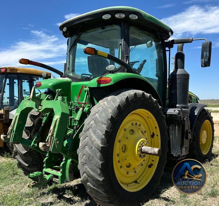 2017 John Deere 8295R MFWD tractor