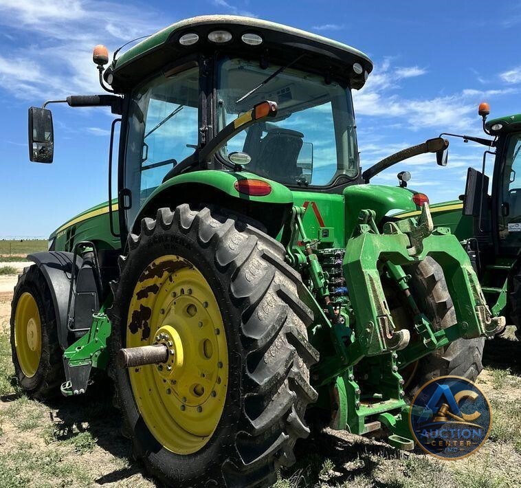 2017 John Deere 8295R MFWD tractor