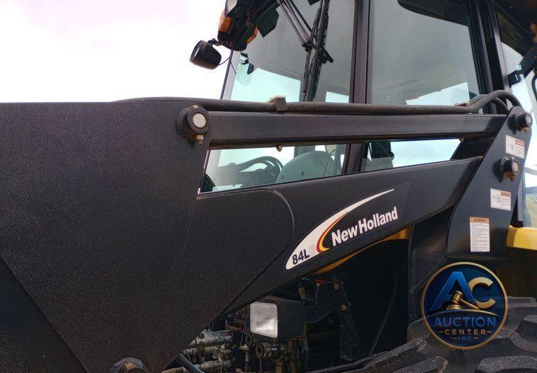 2014 New Holland TV6070 bi-directional tractor