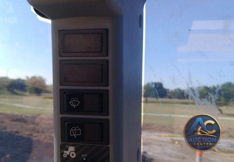 2019 New Holland Powerstar 100 MFWD tractor