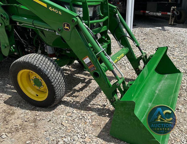 2022 John Deere  4066R MFWD tractor