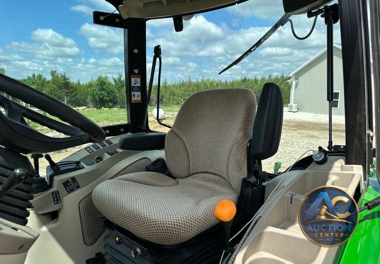 2022 John Deere  4066R MFWD tractor