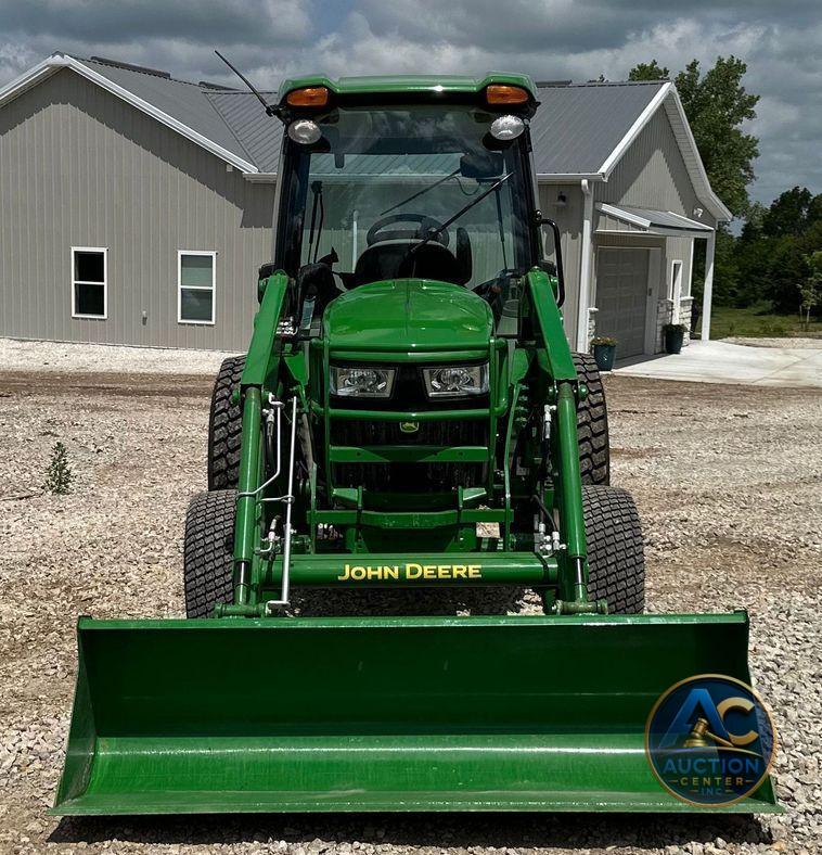 2022 John Deere  4066R MFWD tractor