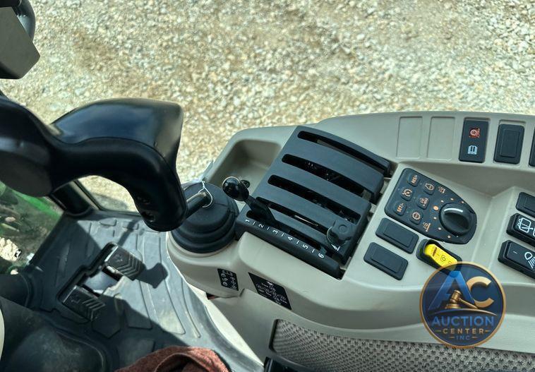 2022 John Deere  4066R MFWD tractor