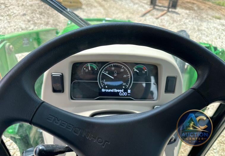 2022 John Deere  4066R MFWD tractor