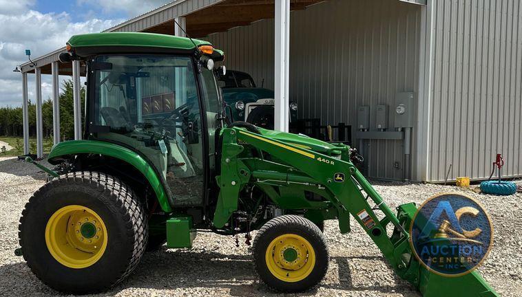 2022 John Deere  4066R MFWD tractor