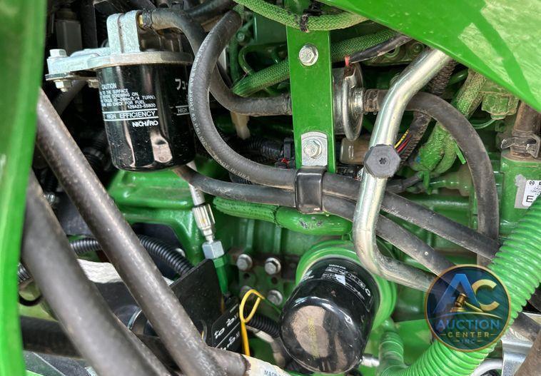 2022 John Deere  4066R MFWD tractor