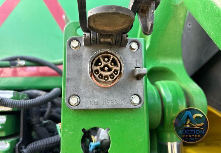 2016 John Deere 8370R MFWD tractor