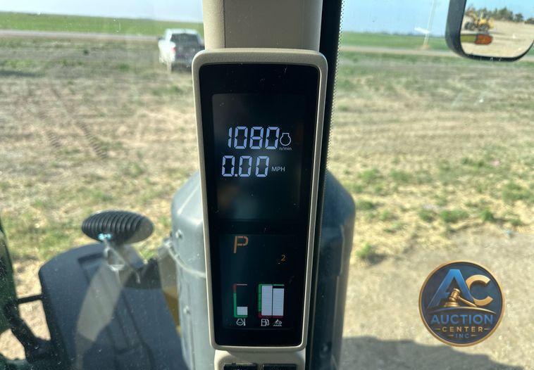 2016 John Deere 8370R MFWD tractor