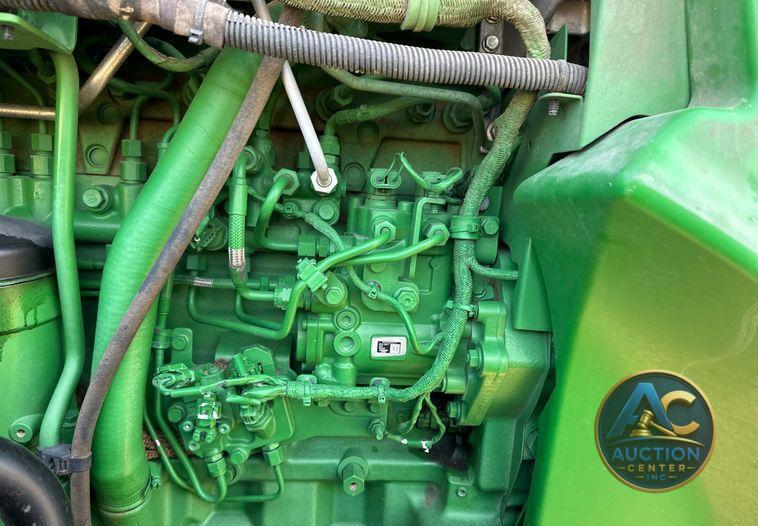 2016 John Deere 8370R MFWD tractor