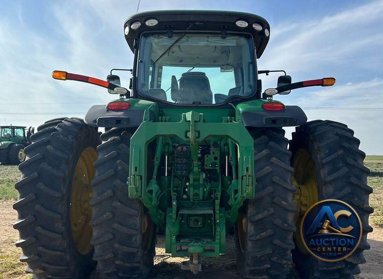 2016 John Deere 8370R MFWD tractor