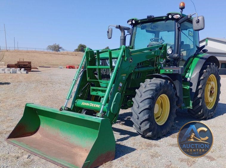 2015 John Deere 6125R MFWD tractor