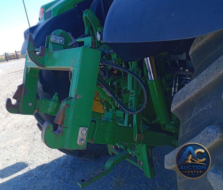 2015 John Deere 6125R MFWD tractor