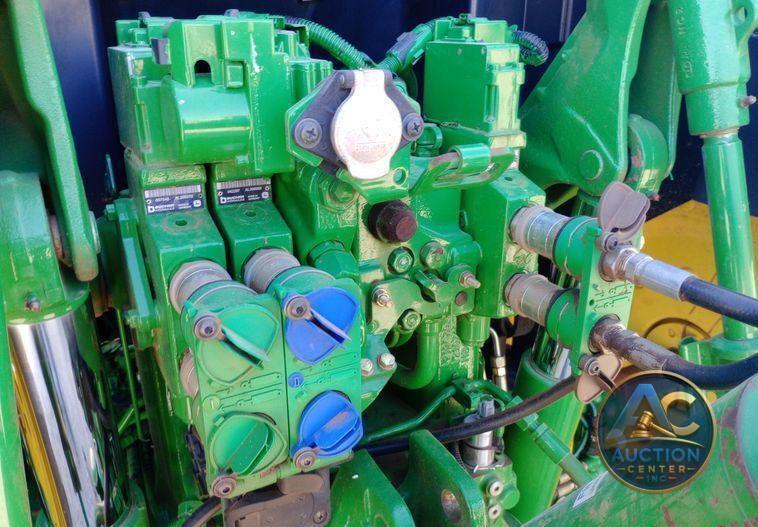 2015 John Deere 6125R MFWD tractor