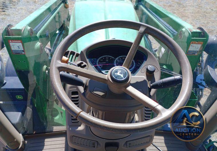 2015 John Deere 6125R MFWD tractor