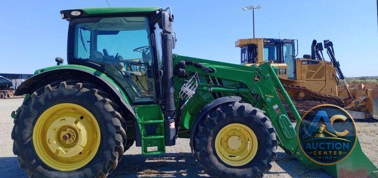 2015 John Deere 6125R MFWD tractor