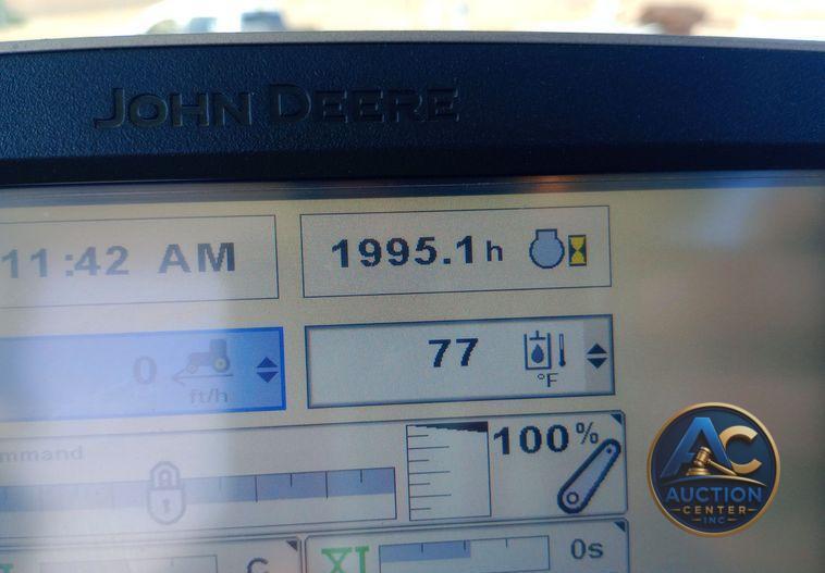 2015 John Deere 6125R MFWD tractor