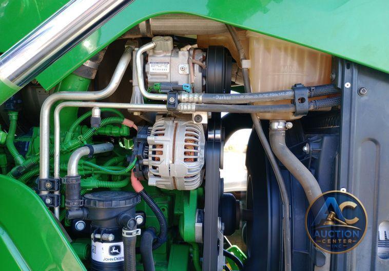 2015 John Deere 6125R MFWD tractor