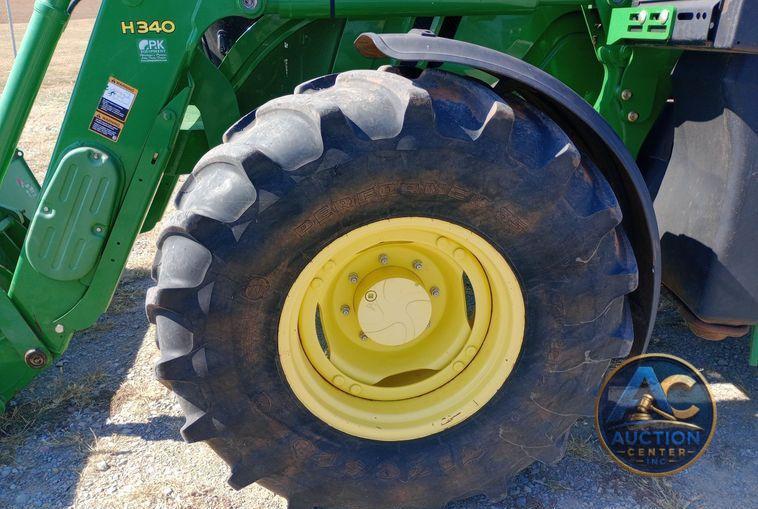 2015 John Deere 6125R MFWD tractor