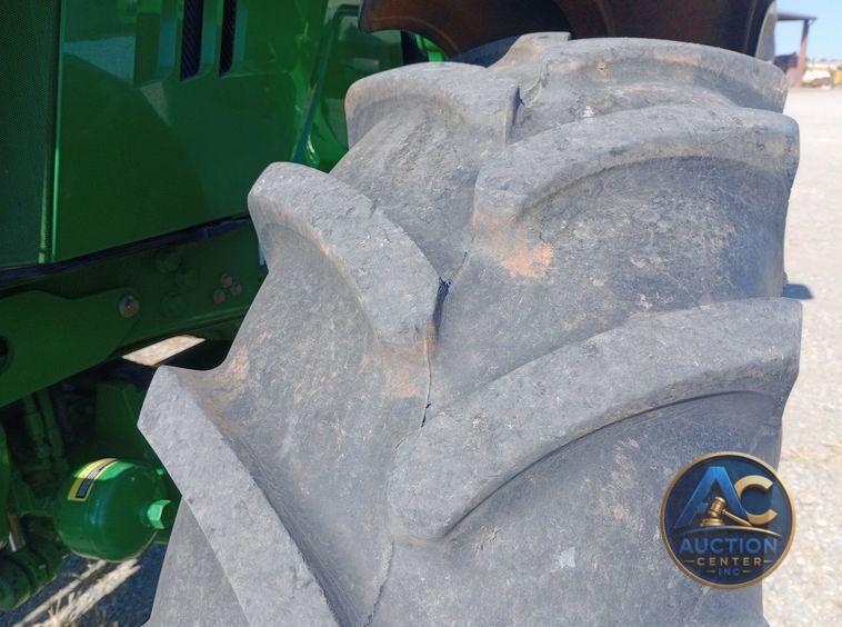 2015 John Deere 6125R MFWD tractor