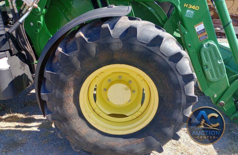 2015 John Deere 6125R MFWD tractor