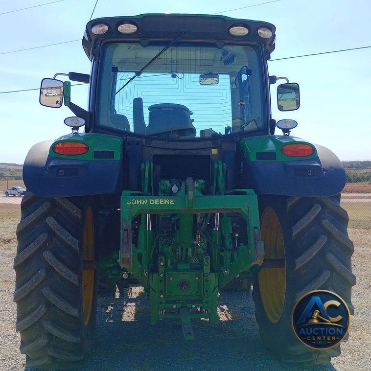 2015 John Deere 6125R MFWD tractor