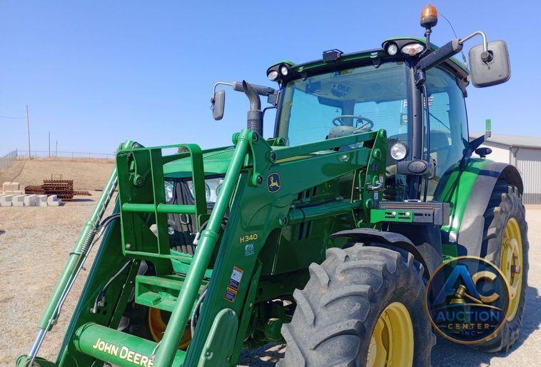 2015 John Deere 6125R MFWD tractor