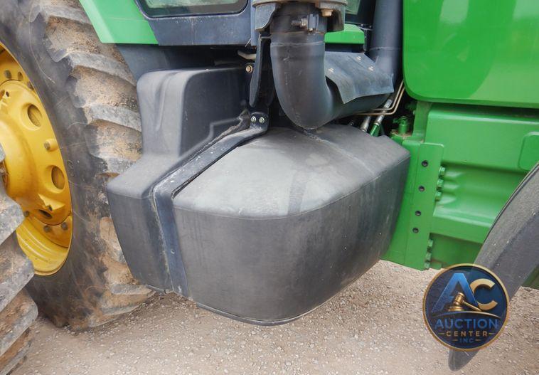 2010 John Deere 8225R MFWD tractor