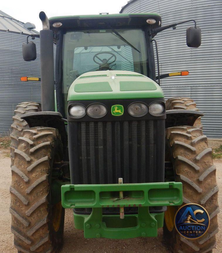 2010 John Deere 8225R MFWD tractor