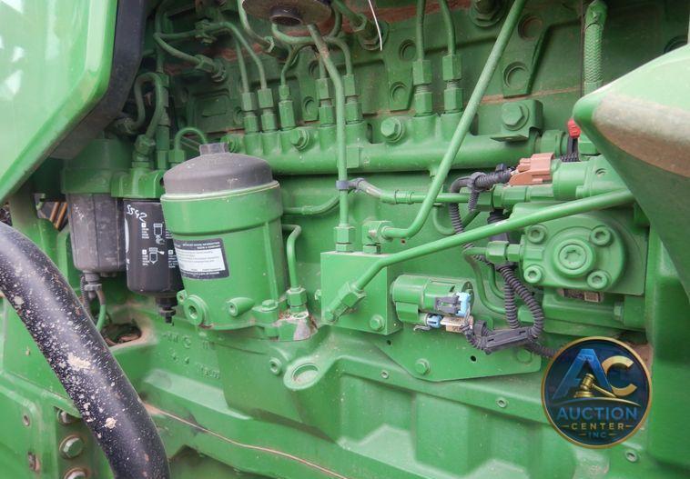 2010 John Deere 8225R MFWD tractor