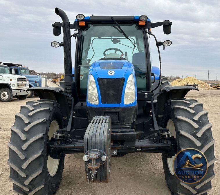 2014 New Holland T6.175  MFWD tractor