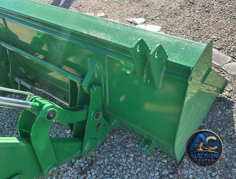 2014 John Deere 6125M  MFWD tractor