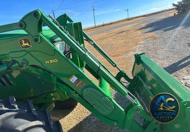 2014 John Deere 6125M  MFWD tractor