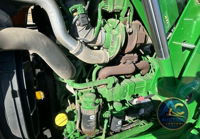 2014 John Deere 6125M  MFWD tractor