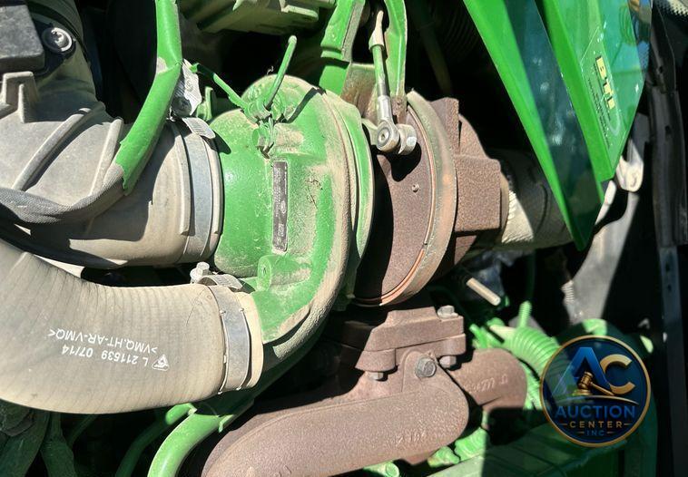 2014 John Deere 6125M  MFWD tractor