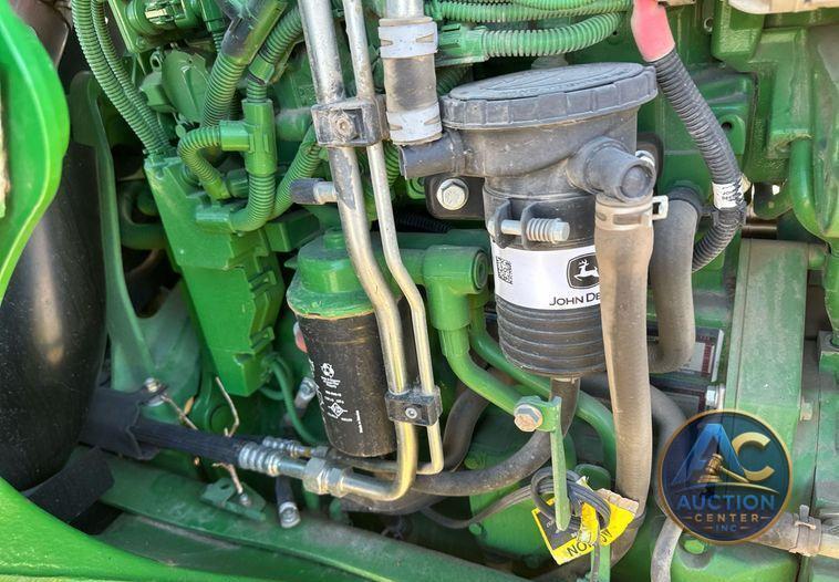2014 John Deere 6125M  MFWD tractor