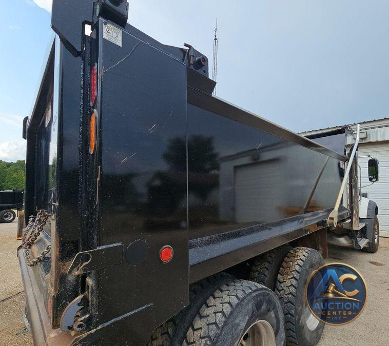 2021 Mack Granite  dump truck