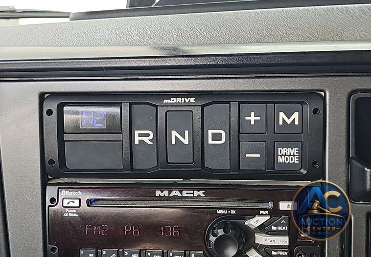2021 Mack Granite  dump truck