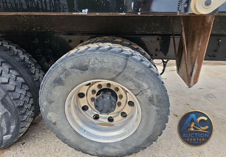 2021 Mack Granite  dump truck