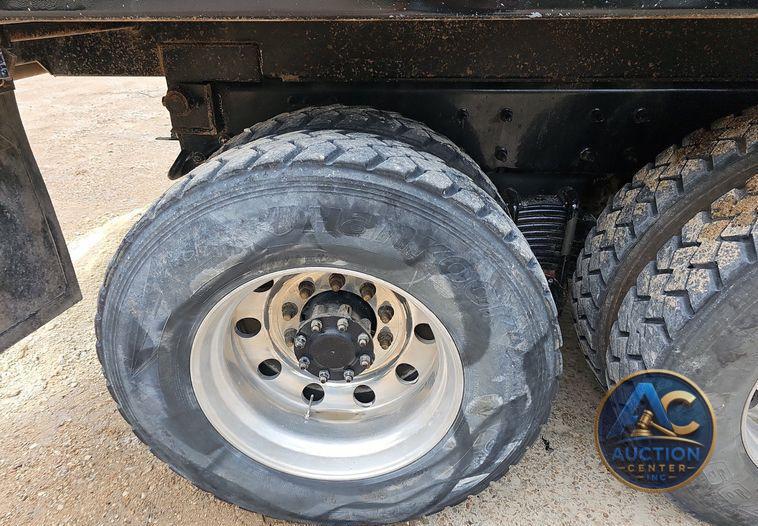 2021 Mack Granite  dump truck