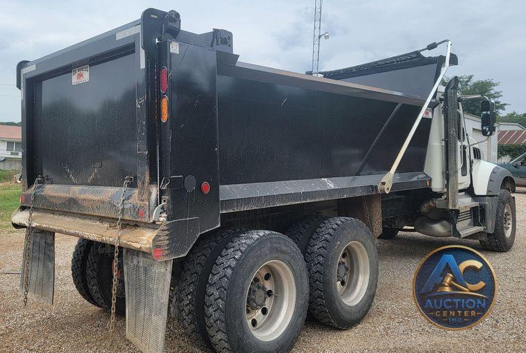 2021 Mack Granite  dump truck